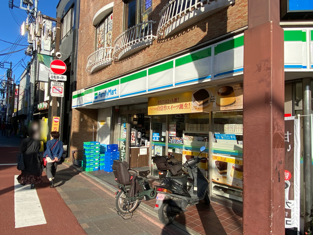 oookayama-station-front-familymart