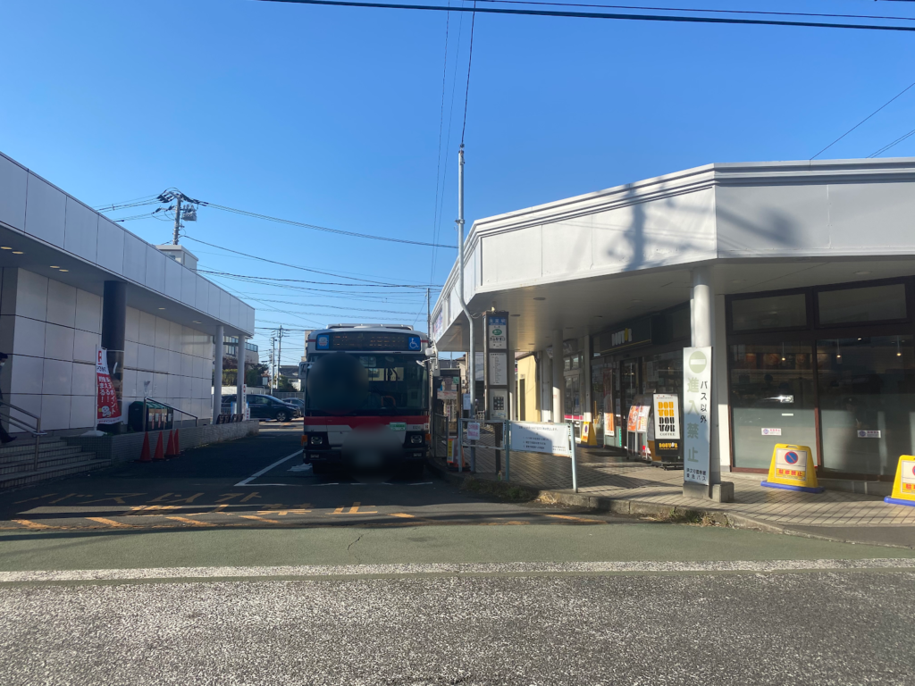 senzoku-station-bus-station